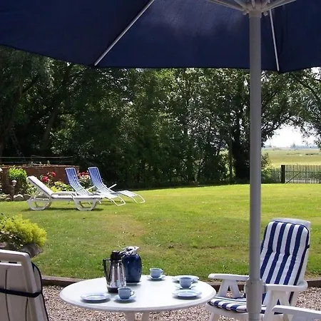 Frisian House Wallsbuell 度假居 Witzwort